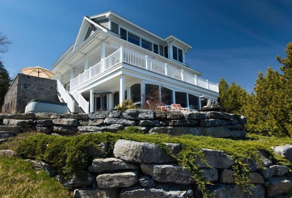 Loza House Coastal Design Unit With Lake & Mountain Views Plattsburgh Exterior photo